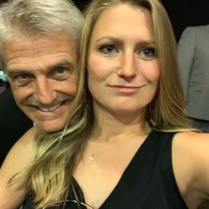 Meet your Posher, Casey